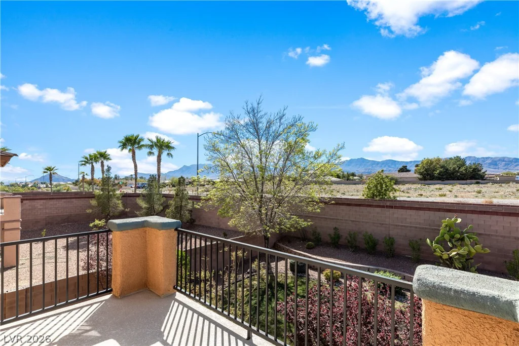 6855 Desert Island, Las Vegas, NV 89149