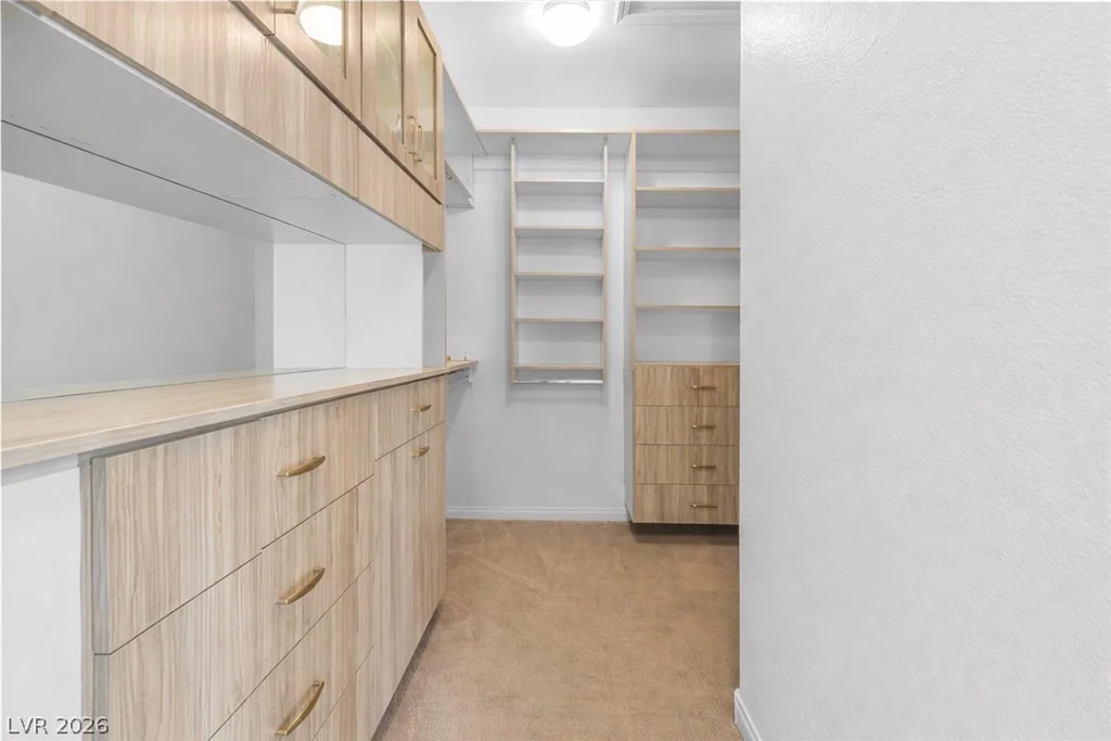 6855 Desert Island, Las Vegas, NV 89149