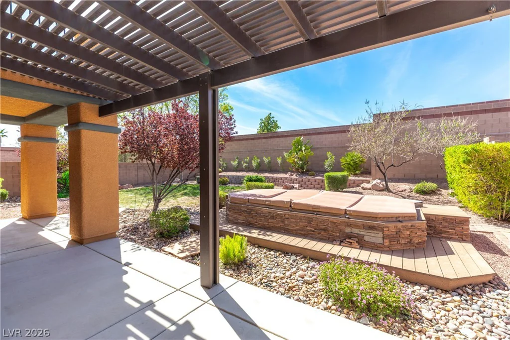 6855 Desert Island, Las Vegas, NV 89149