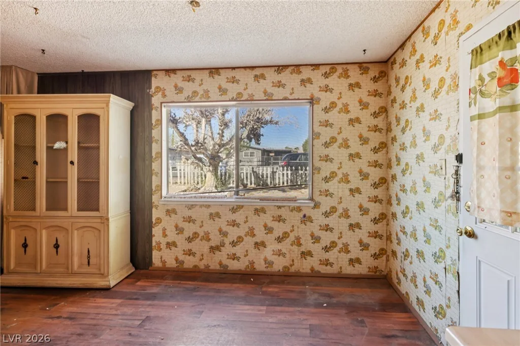 2608 Englestad, North Las Vegas, NV 89030