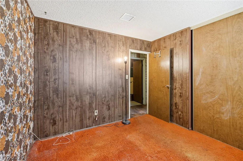 2608 Englestad, North Las Vegas, NV 89030