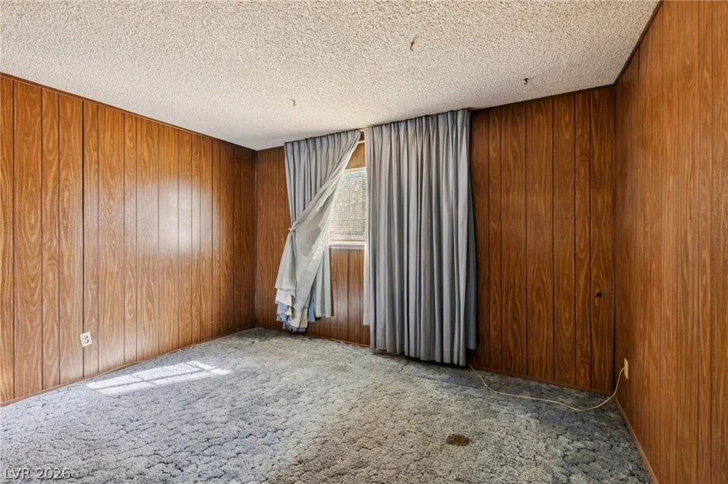 2608 Englestad, North Las Vegas, NV 89030