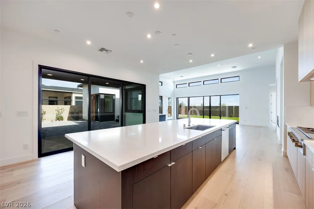 125 Tiller Point, Las Vegas, NV 89138