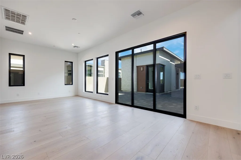 125 Tiller Point, Las Vegas, NV 89138