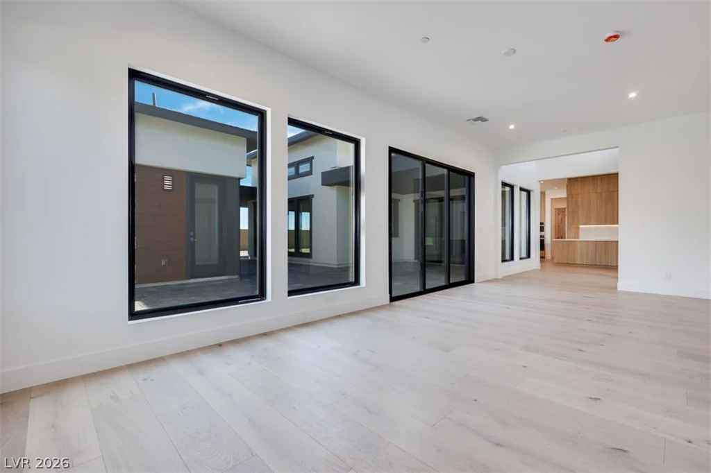 125 Tiller Point, Las Vegas, NV 89138