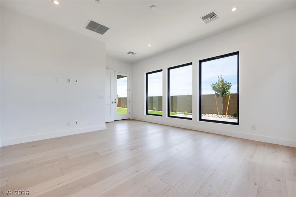 125 Tiller Point, Las Vegas, NV 89138