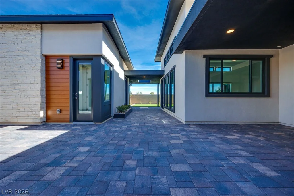 125 Tiller Point, Las Vegas, NV 89138