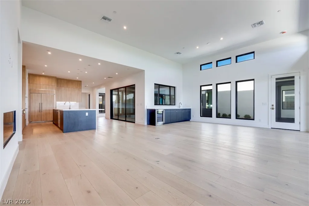 125 Tiller Point, Las Vegas, NV 89138