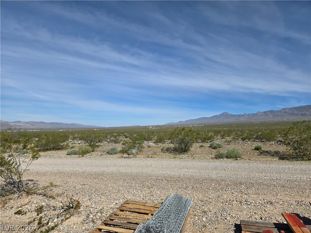 2301 Saddleback, Pahrump, NV 89060