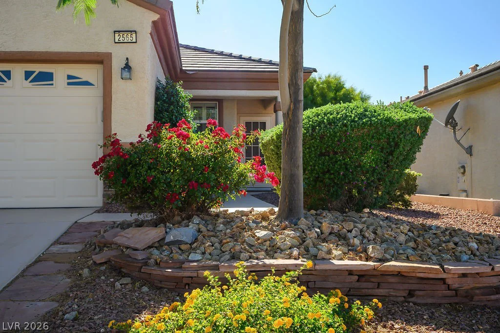 2565 Cosmic Dust, Henderson, NV 89044
