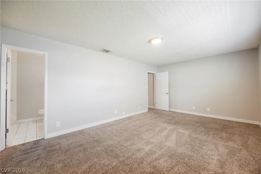 135 Greenbriar Townhouse, Las Vegas, NV 89121