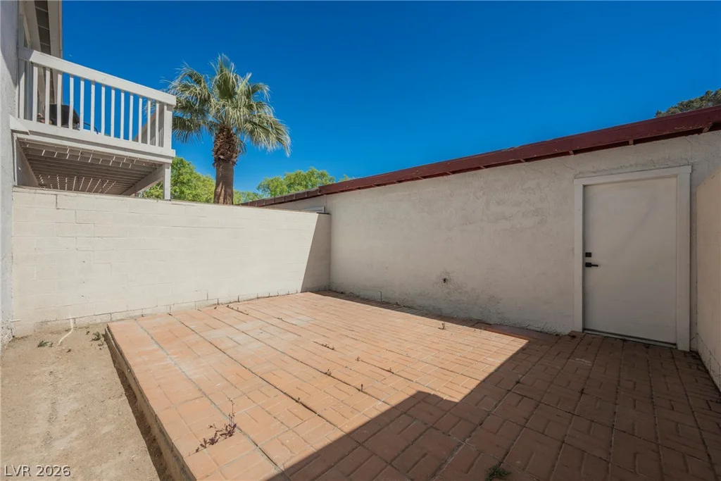 135 Greenbriar Townhouse, Las Vegas, NV 89121