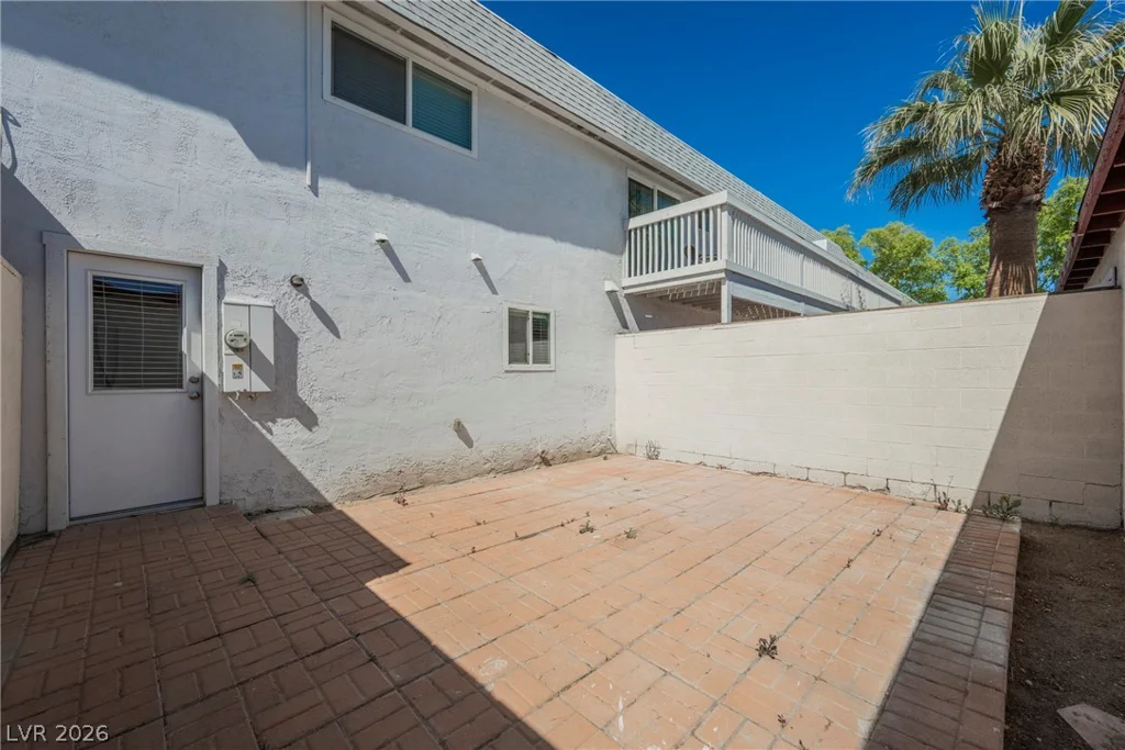 135 Greenbriar Townhouse, Las Vegas, NV 89121