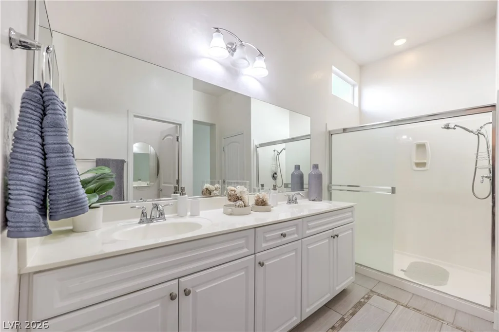 933 Everest Peak, Henderson, NV 89012