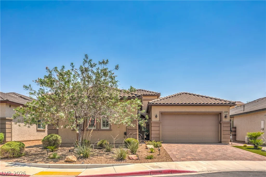 933 Everest Peak, Henderson, NV 89012