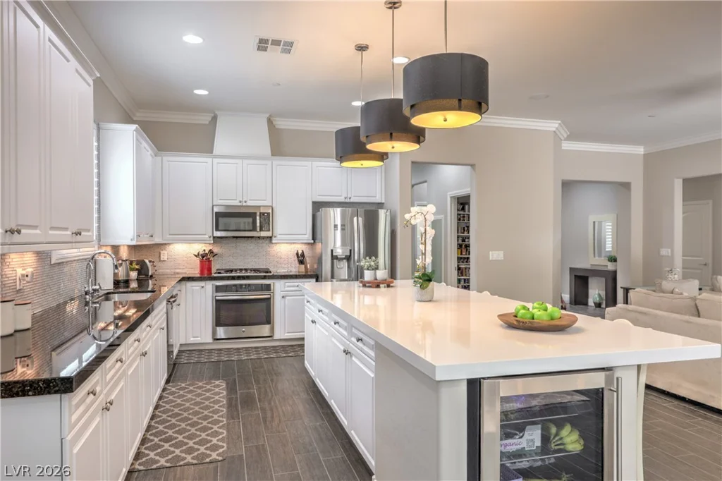 933 Everest Peak, Henderson, NV 89012