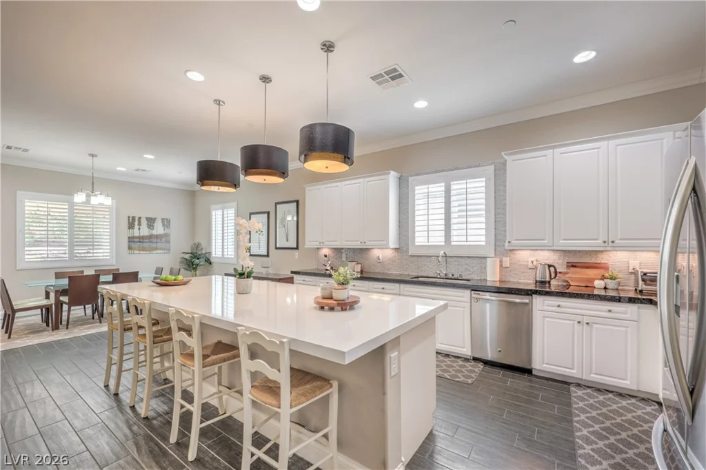 933 Everest Peak, Henderson, NV 89012