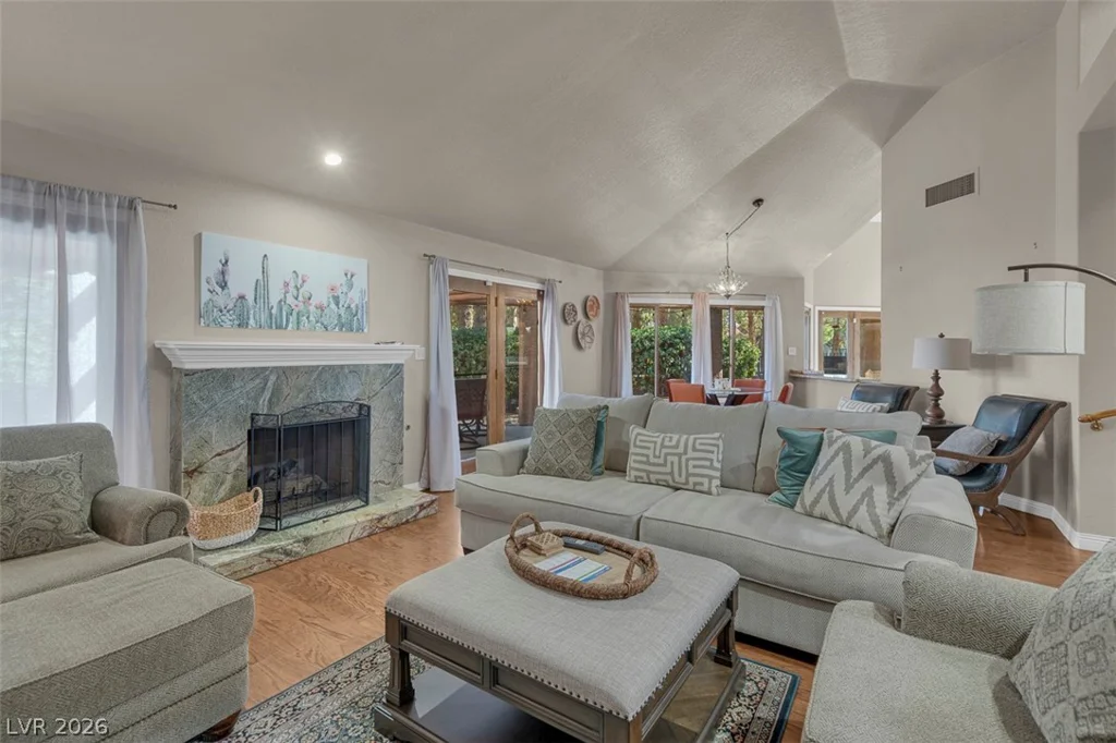 7176 Mission Hills, Las Vegas, NV 89113