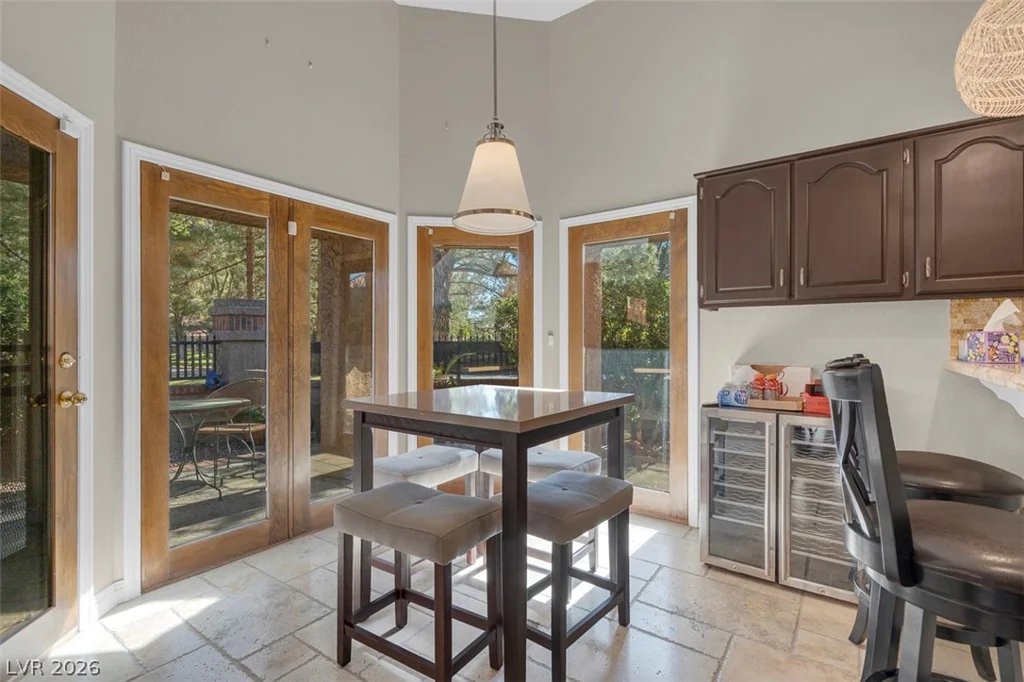 7176 Mission Hills, Las Vegas, NV 89113