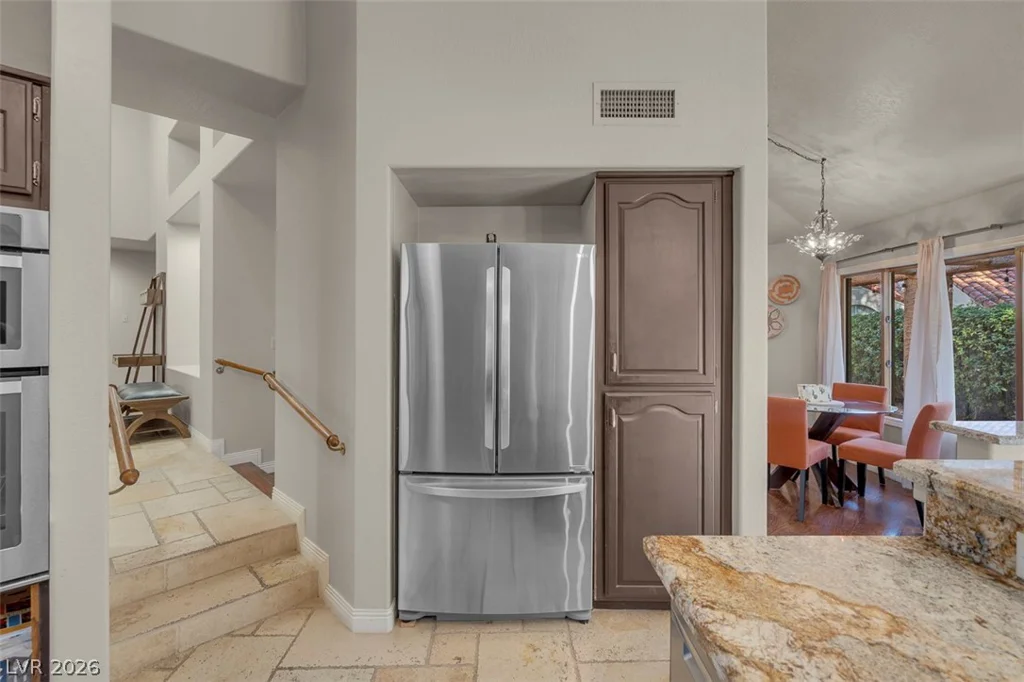 7176 Mission Hills, Las Vegas, NV 89113