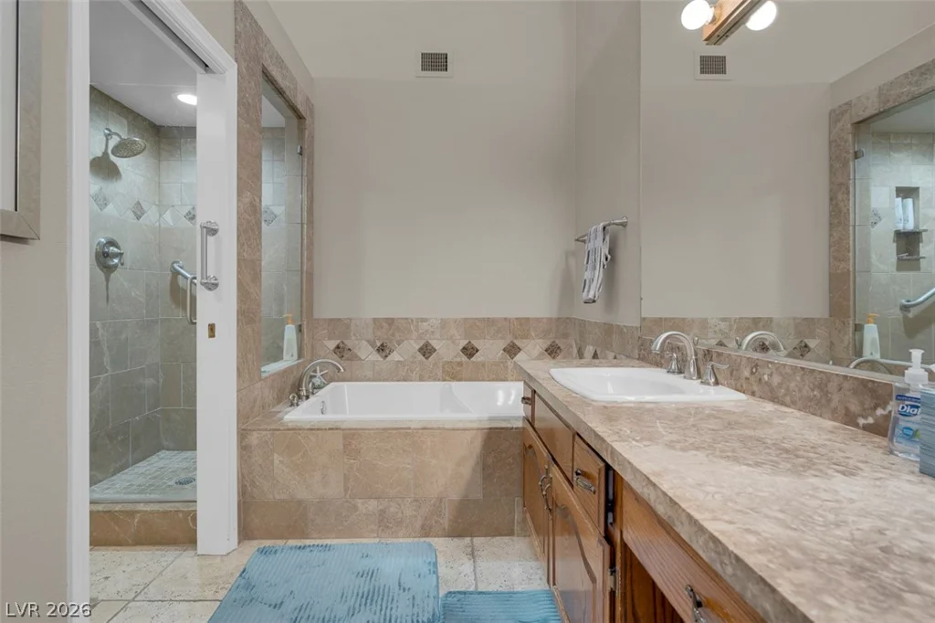 7176 Mission Hills, Las Vegas, NV 89113