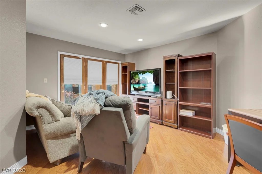 7176 Mission Hills, Las Vegas, NV 89113