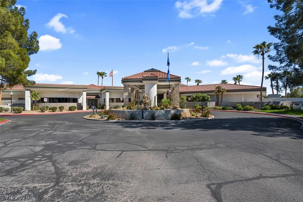 7176 Mission Hills, Las Vegas, NV 89113