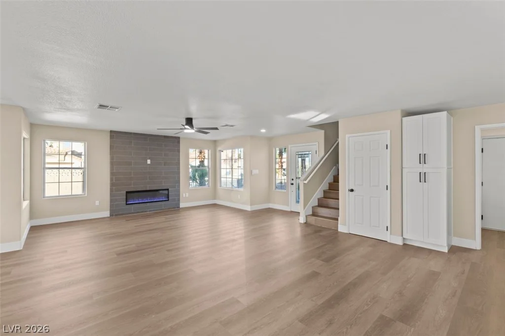 1808 La Villa, North Las Vegas, NV 89031