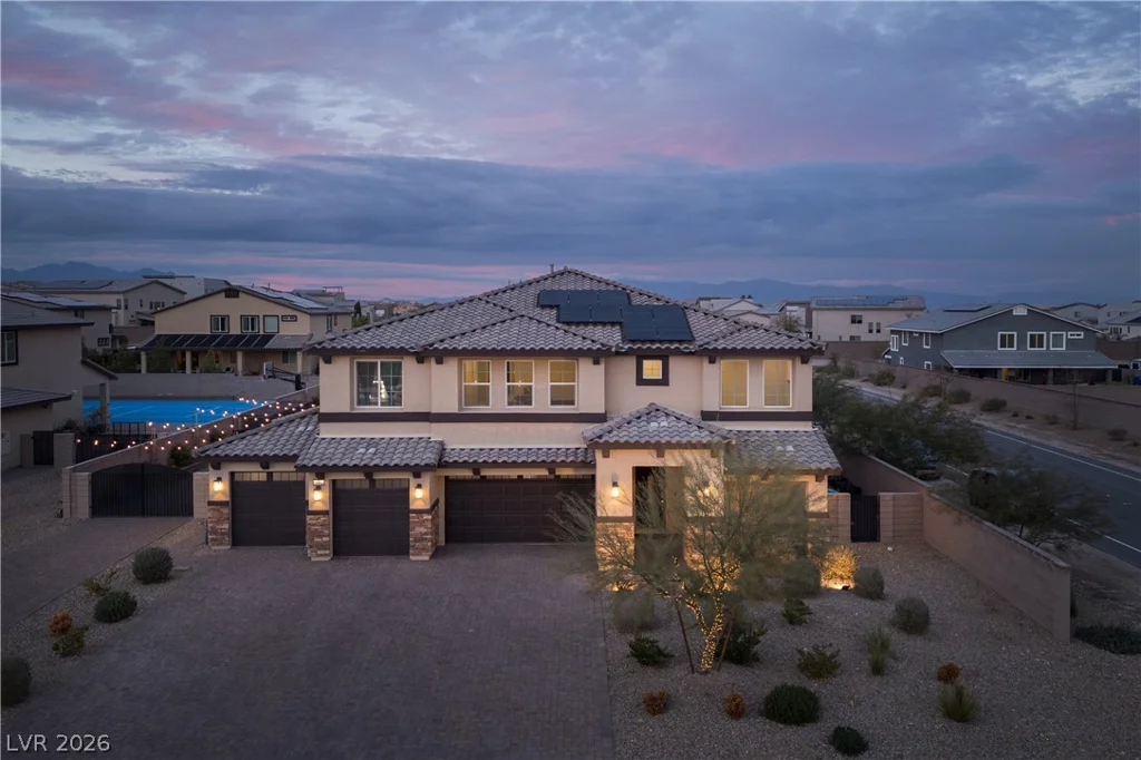 7602 Mount Spokane, Las Vegas, NV 89113