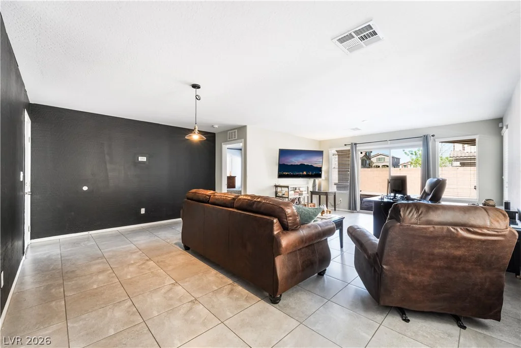 7646 Monomoy Bay, Las Vegas, NV 89179