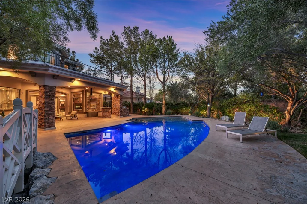 416 Saint Andrews, Las Vegas, NV 89144