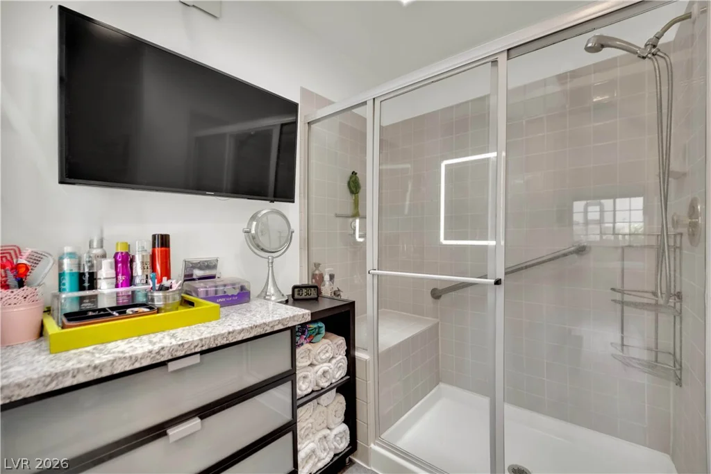 2851 Valley View, Las Vegas, NV 89102
