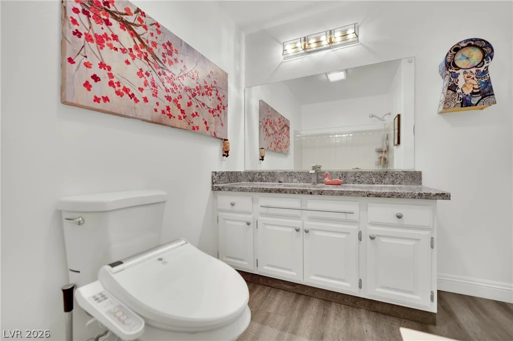 2851 Valley View, Las Vegas, NV 89102