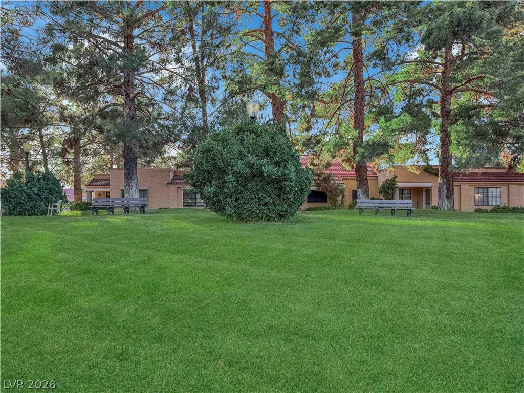 2851 Valley View, Las Vegas, NV 89102