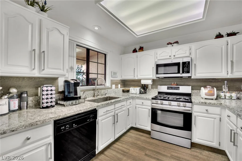 2851 Valley View, Las Vegas, NV 89102