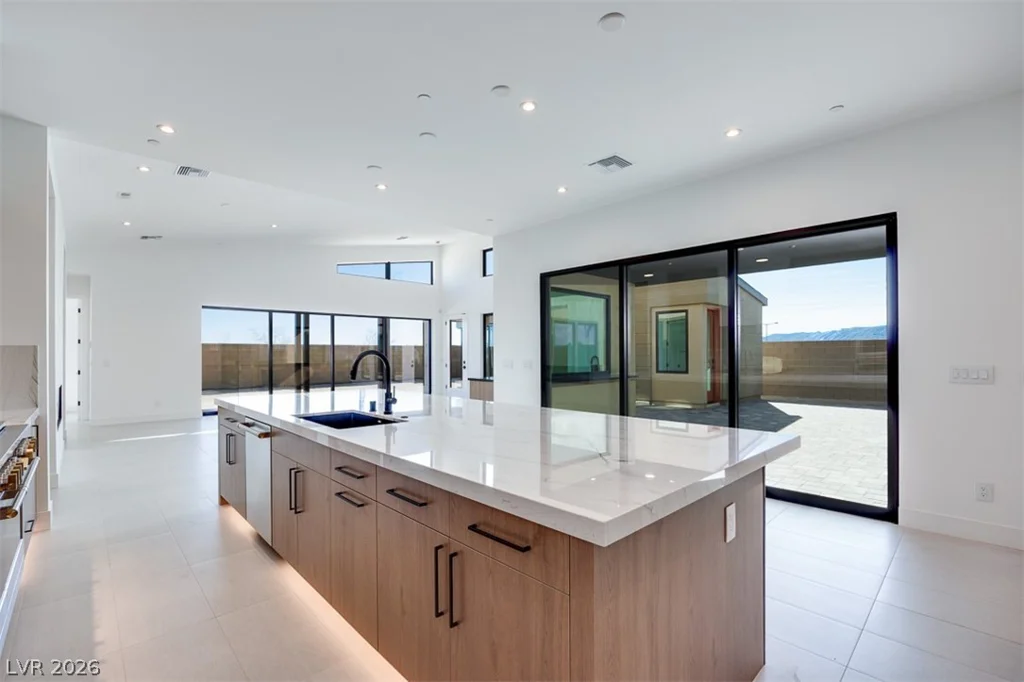137 Tiller Point, Las Vegas, NV 89138