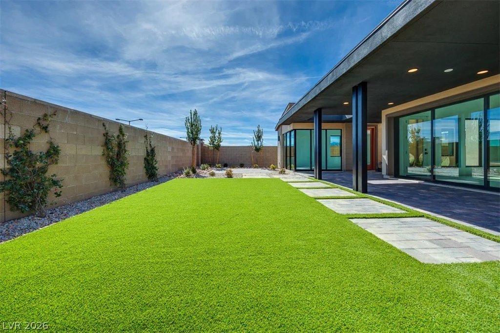 137 Tiller Point, Las Vegas, NV 89138