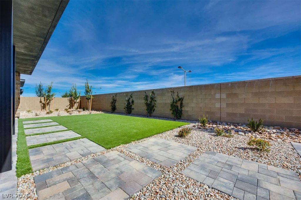 137 Tiller Point, Las Vegas, NV 89138