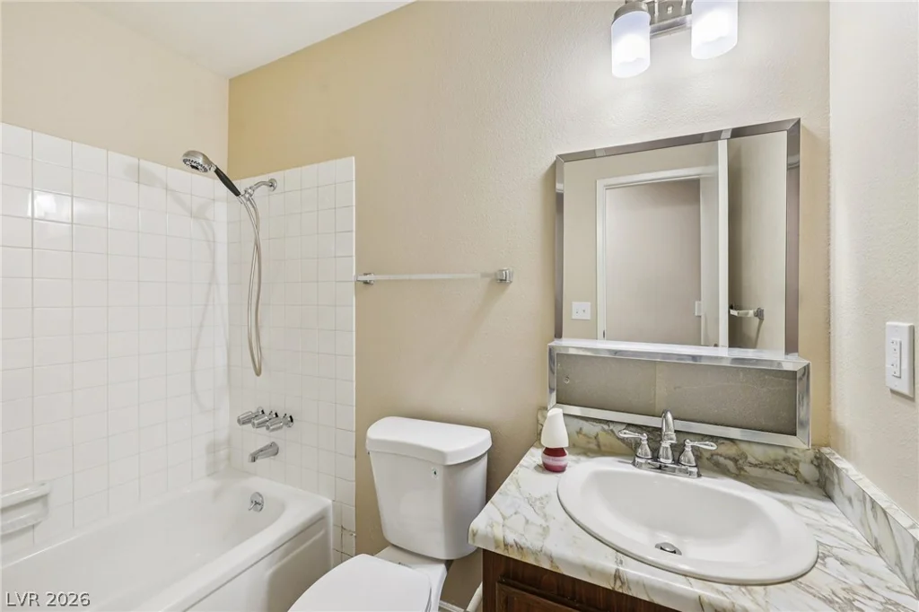 3525 Valley Forge, Las Vegas, NV 89110