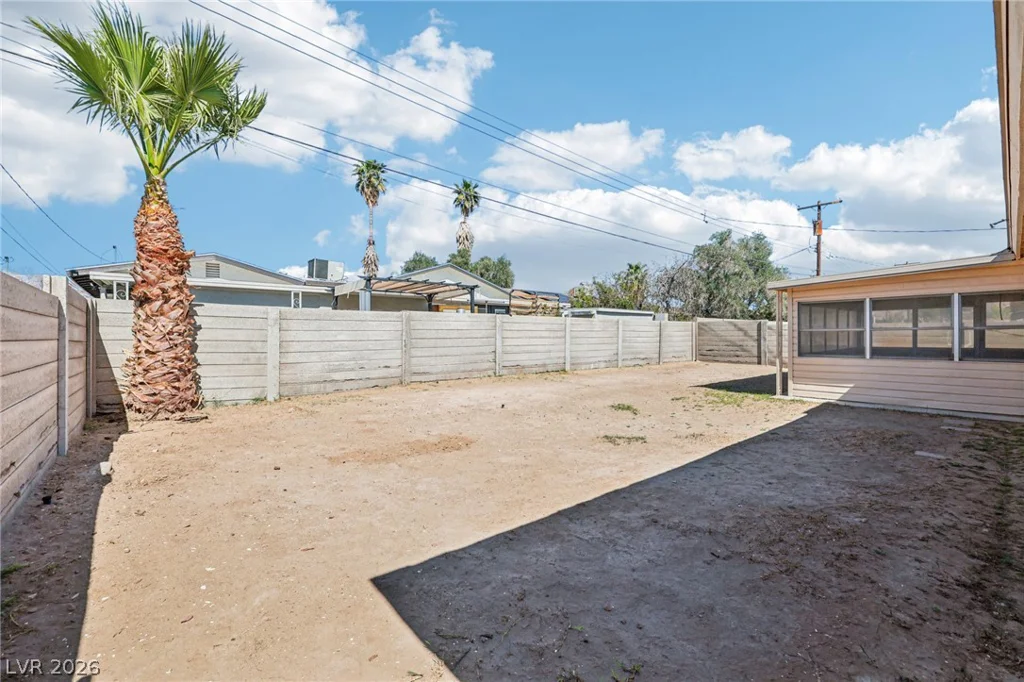 3525 Valley Forge, Las Vegas, NV 89110