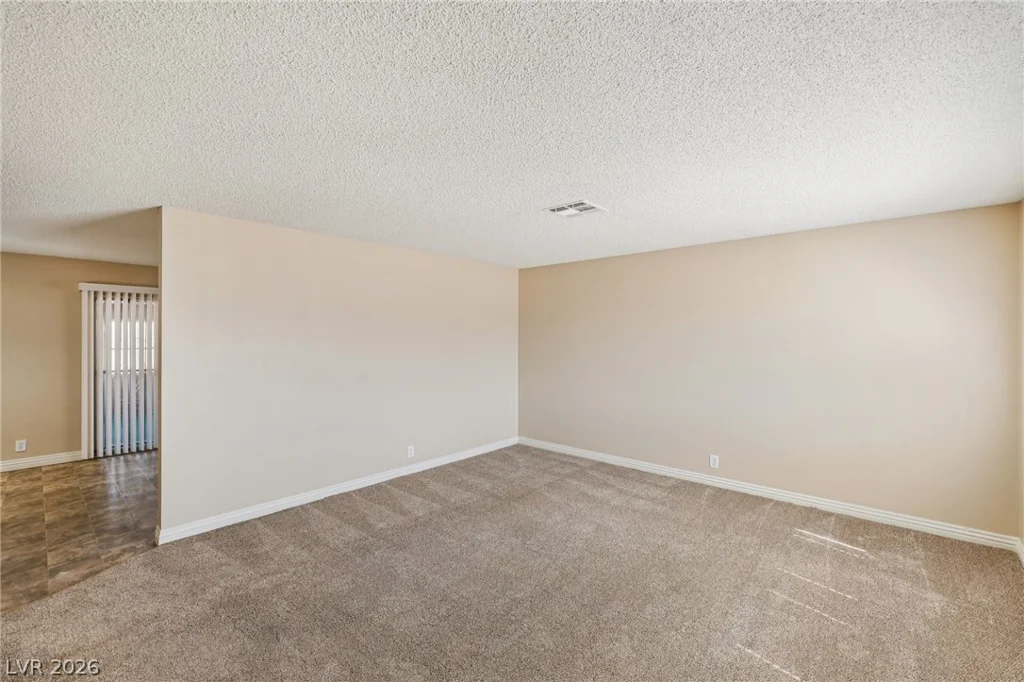 3525 Valley Forge, Las Vegas, NV 89110