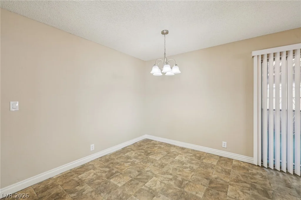 3525 Valley Forge, Las Vegas, NV 89110