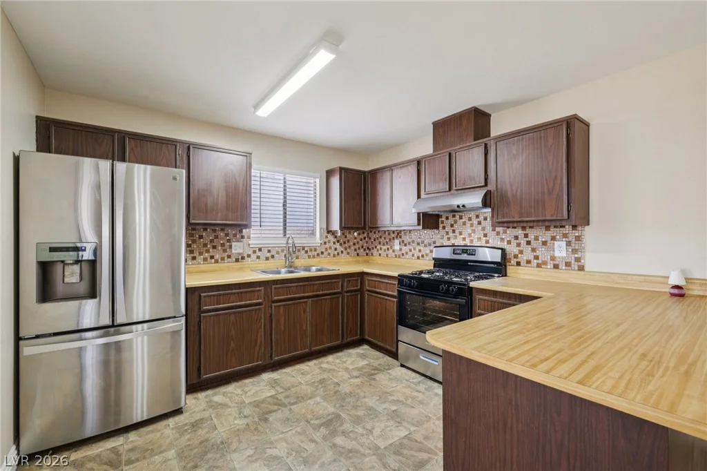 3525 Valley Forge, Las Vegas, NV 89110