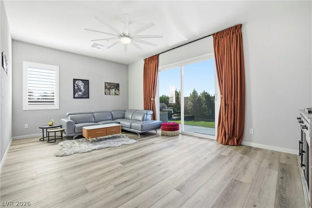 6561 Azure, Las Vegas, NV 89130