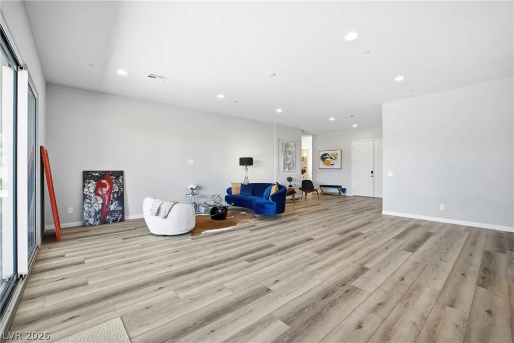 6561 Azure, Las Vegas, NV 89130