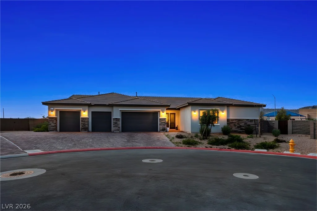 6561 Azure, Las Vegas, NV 89130