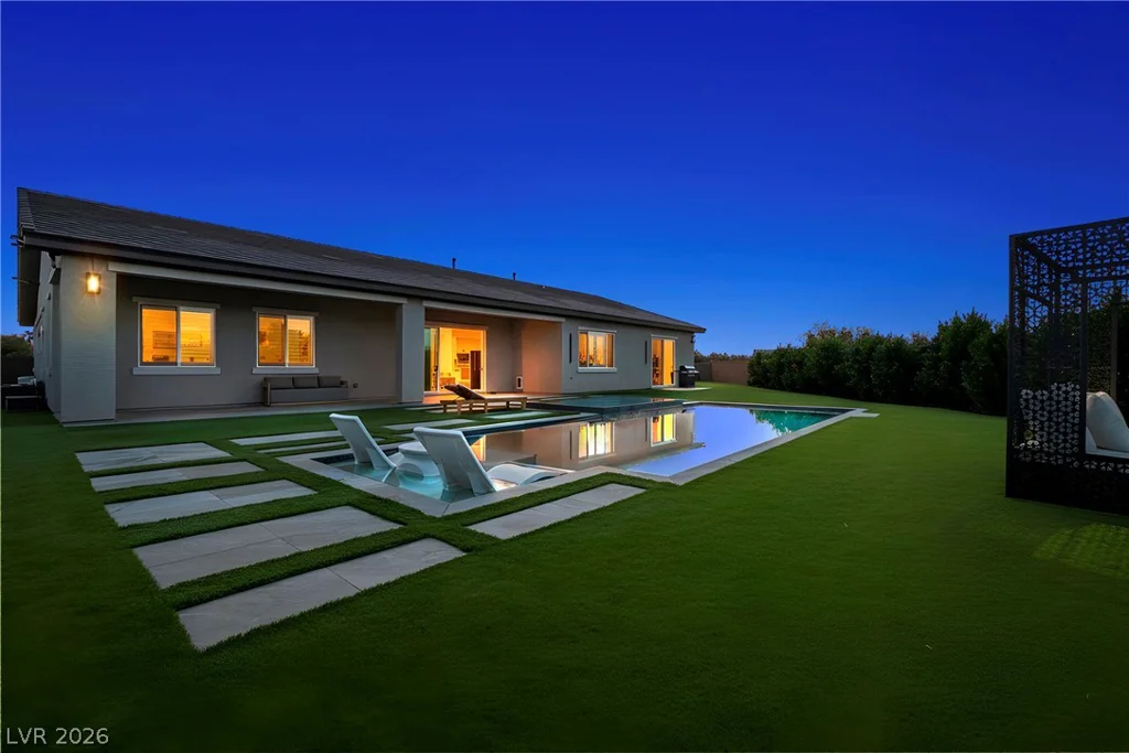 6561 Azure, Las Vegas, NV 89130