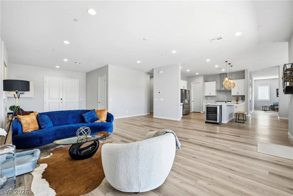 6561 Azure, Las Vegas, NV 89130