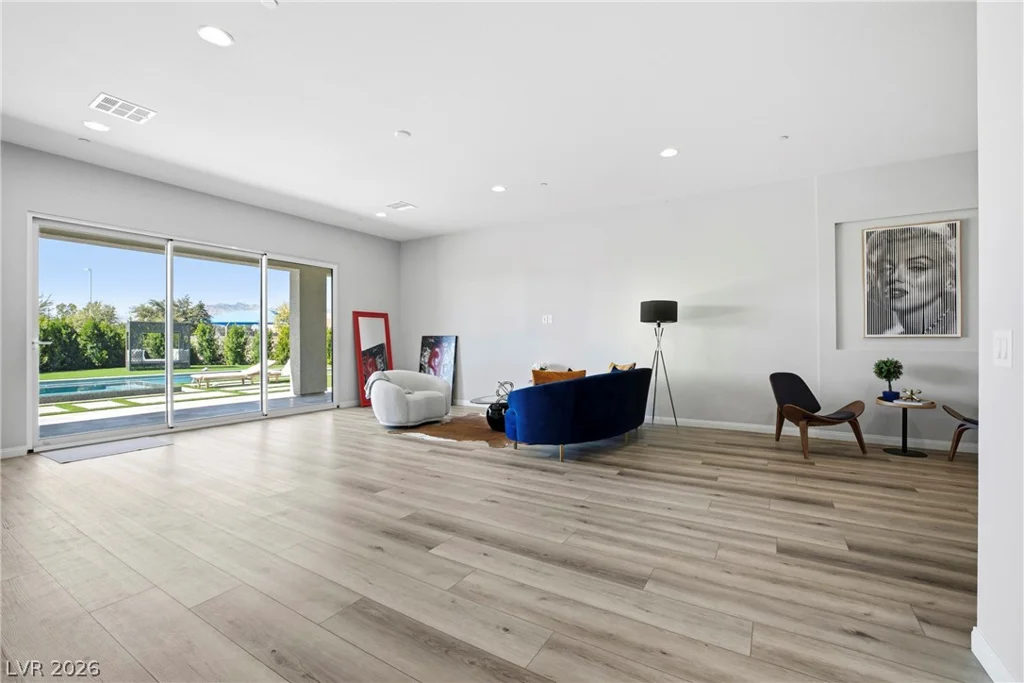 6561 Azure, Las Vegas, NV 89130