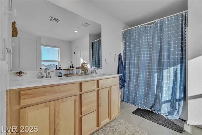 10203 Abseil, Las Vegas, NV 89166